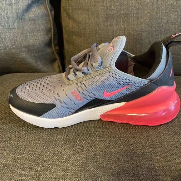 Youth Air Max 270 Size 6.5 - Picture 3 of 7
